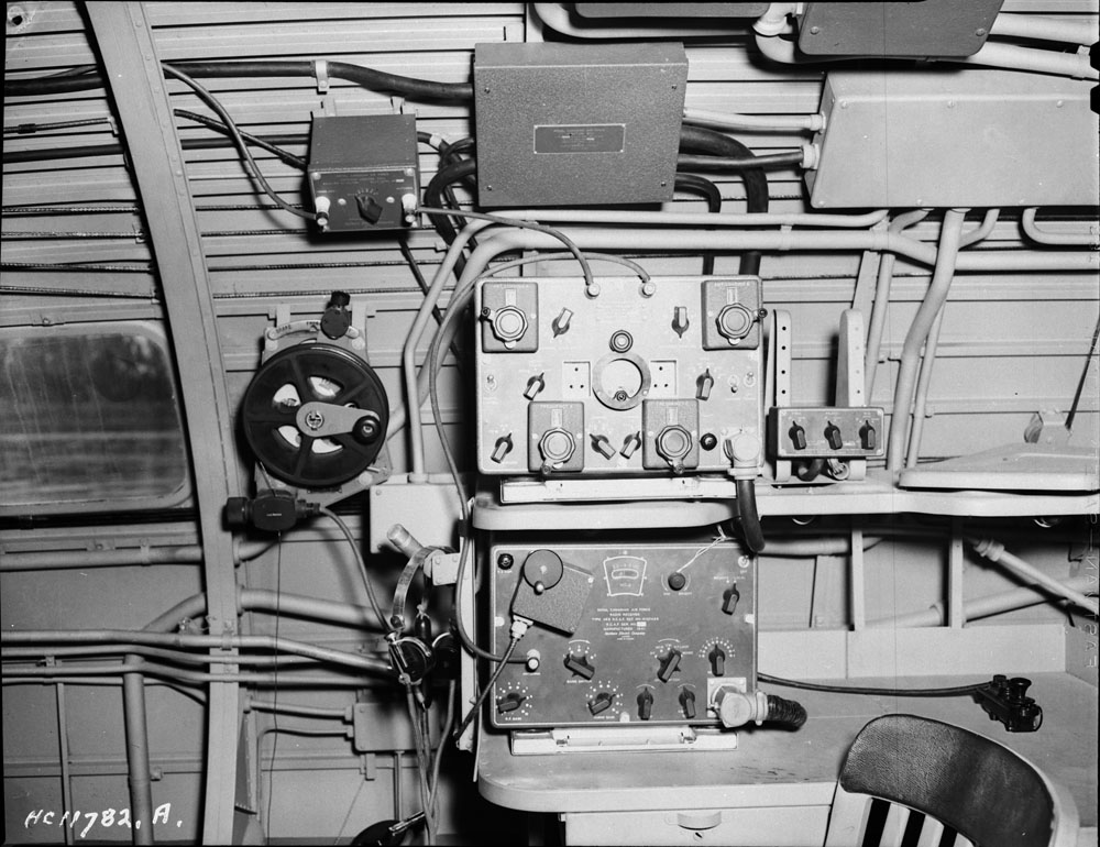 /Catalina radio 1941.jpg